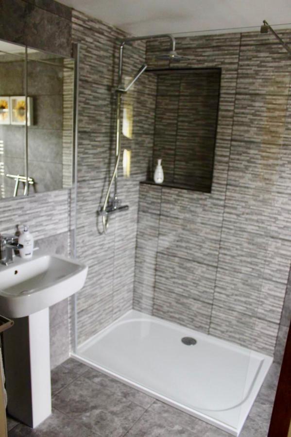 The Sun B&B Rooms Winforton 外观 照片